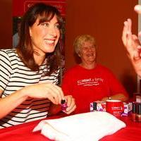 Samantha Cameron gives manicures at the launch of Contact a Family's campaign | Picture 101298